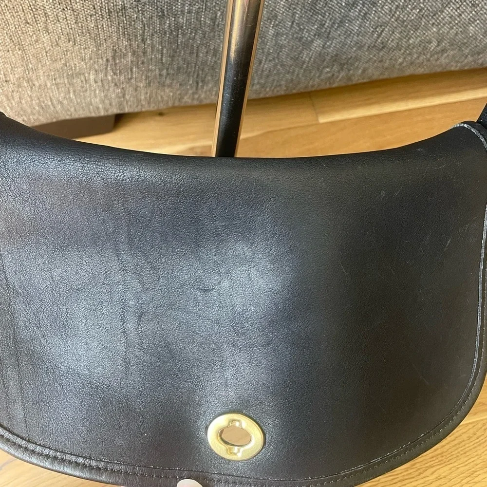 Coach vintage 90’s city crossbody bag